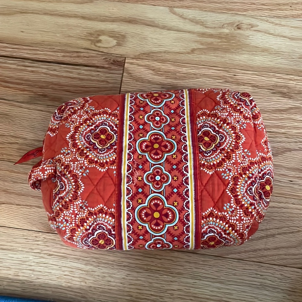 Vera Bradley cosmetic travel bag